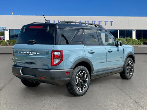 Used 2023 Ford Bronco Sport Outer Banks AWD/4WD image 7