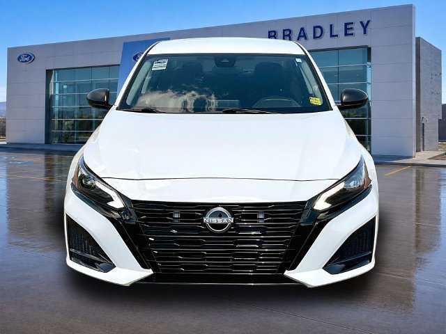Used 2026 Nissan Altima 2.5 SV AWD/4WD image 2