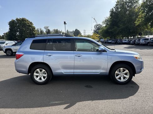 Used 2010 Toyota Highlander 4WD w/ Extra Value Pkg 2 image 6