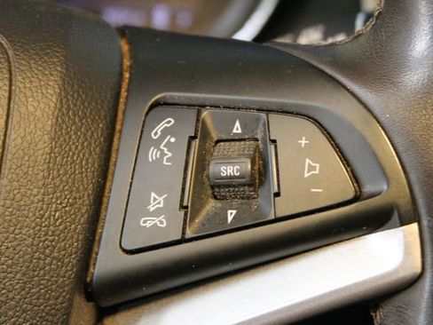 Used 2019 Chevrolet Trax LT w/ LT Convenience Package AWD/4WD image 20