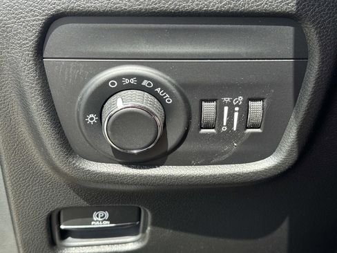 New 2026 Jeep Grand Cherokee Altitude image 21