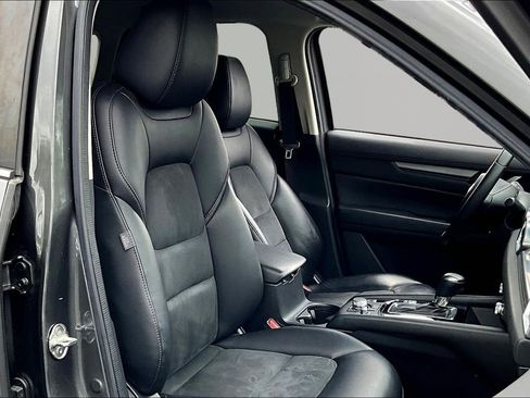 Used 2019 MAZDA CX-5 Touring FWD image 28