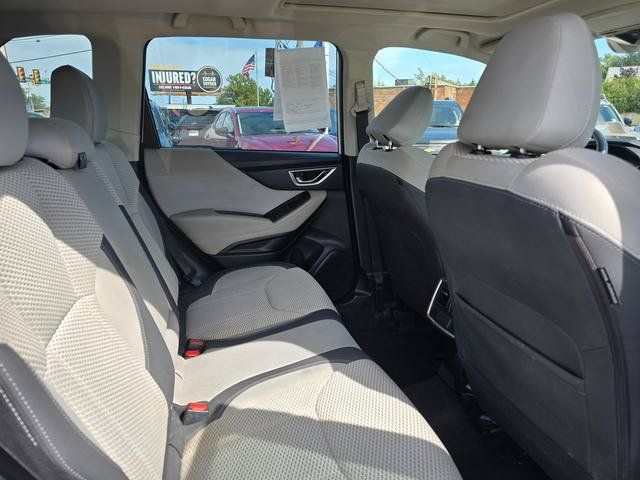 Used 2021 Subaru Forester Premium AWD/4WD image 17