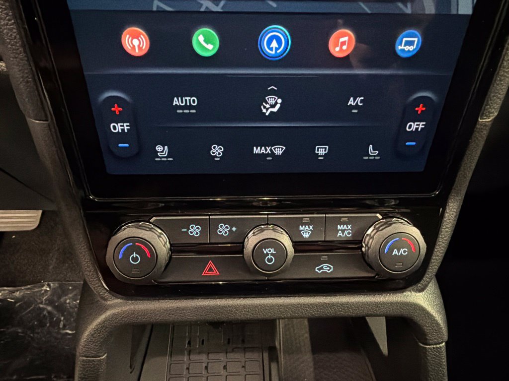 New 2026 Ford Ranger Lariat w/ Black Appearance Package AWD/4WD image 13