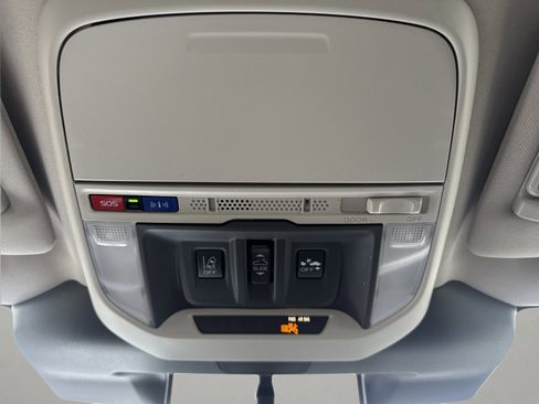 Used 2023 Subaru Forester Premium AWD/4WD image 27