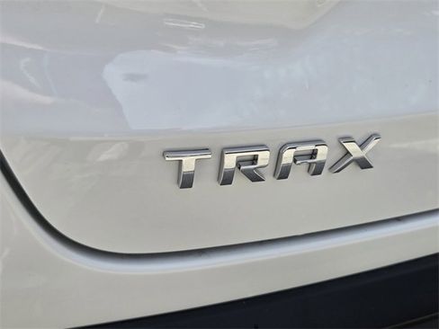 New 2026 Chevrolet Trax ACTIV w/ Sunroof Package image 21