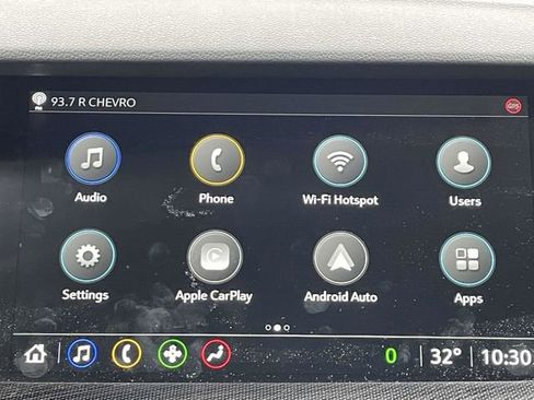 Used 2023 Buick Envision Essence w/ Sport Touring Package image 21