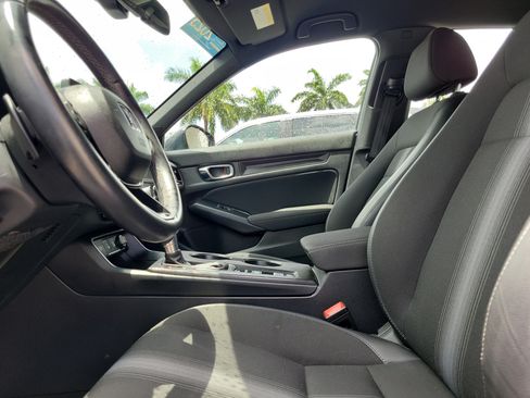 Certified 2025 Honda Civic Sport image 22