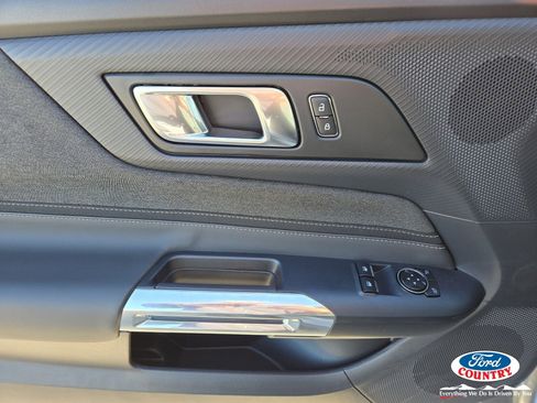 New 2026 Ford Mustang GT w/ GT Performance Package image 9