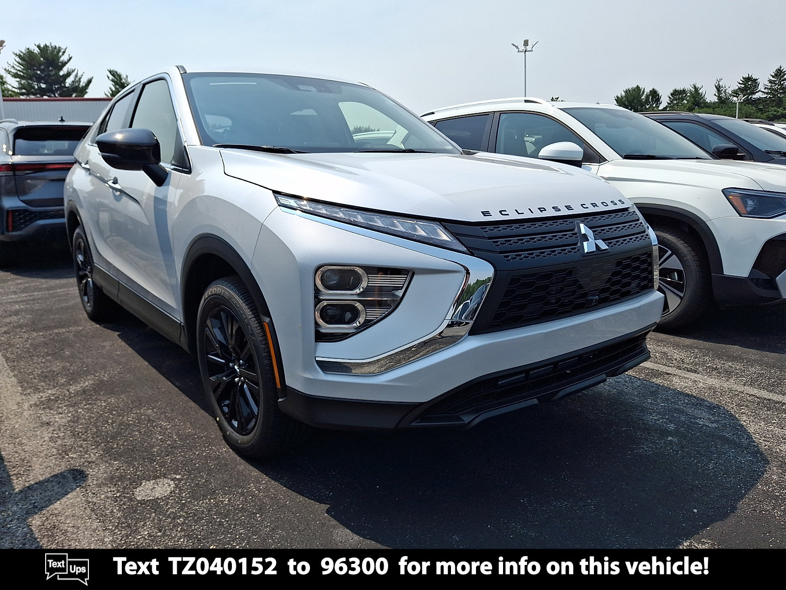 New 2026 Mitsubishi Eclipse Cross LE AWD/4WD image 1