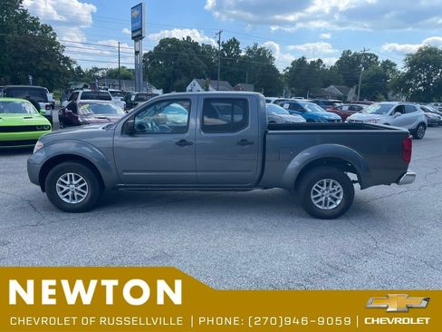 Used 2016 Nissan Frontier SV AWD/4WD image 10