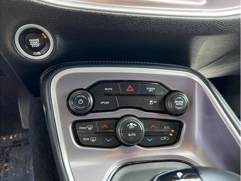 Used 2021 Dodge Challenger SXT w/ Blacktop Package image 12