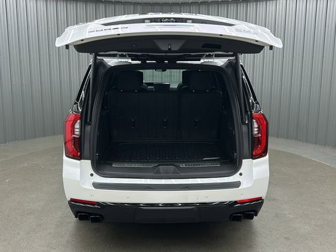 Used 2025 GMC Yukon XL Denali Ultimate image 16