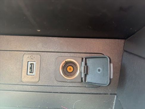 Used 2018 Ford Escape SEL FWD image 32