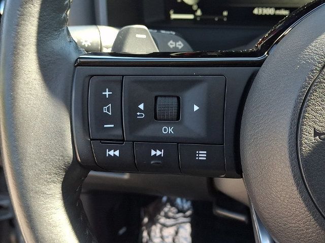 Used 2021 Nissan Rogue Platinum AWD/4WD image 21