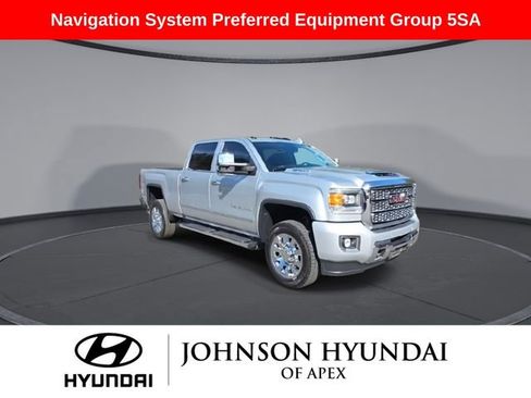 Used 2018 GMC Sierra 2500 Denali w/ Duramax Plus Package image 2