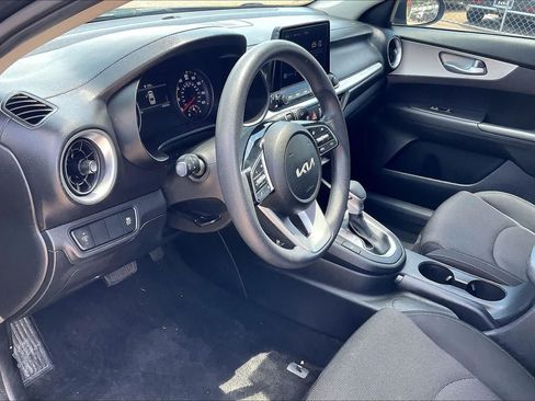 Certified 2023 Kia Forte LXS FWD image 2