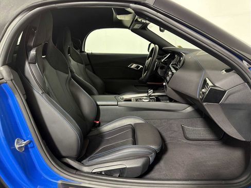 Certified 2022 BMW Z4 sDrive30i w/ M Sport Package image 21