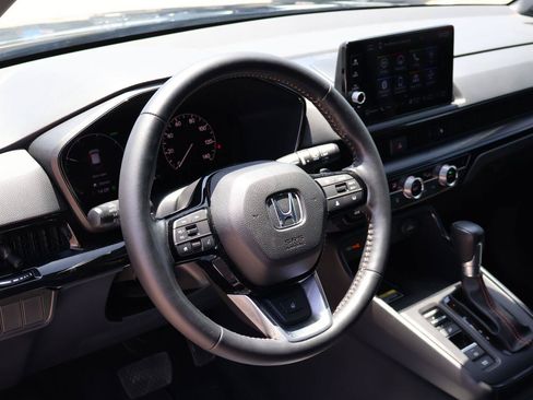 Used 2025 Honda CR-V Sport Touring image 23