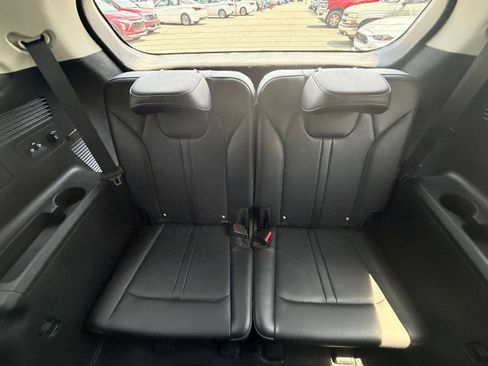 Used 2024 Kia Sorento S AWD/4WD image 30