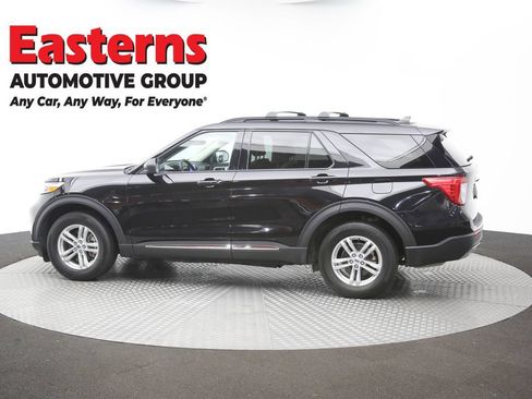 Used 2022 Ford Explorer XLT w/ Equipment Group 202A AWD/4WD image 60