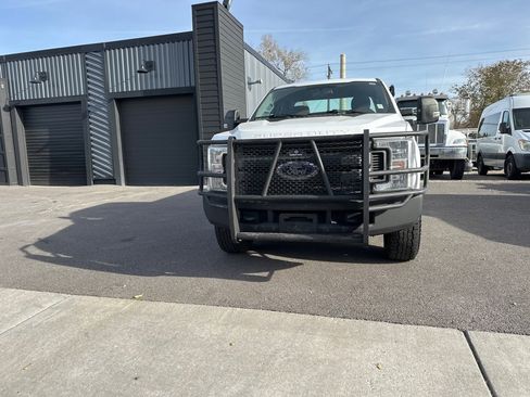 Used 2019 Ford F250 XL w/ Power Equipment Group image 2
