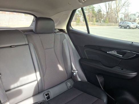 Used 2023 Buick Envision Preferred image 14