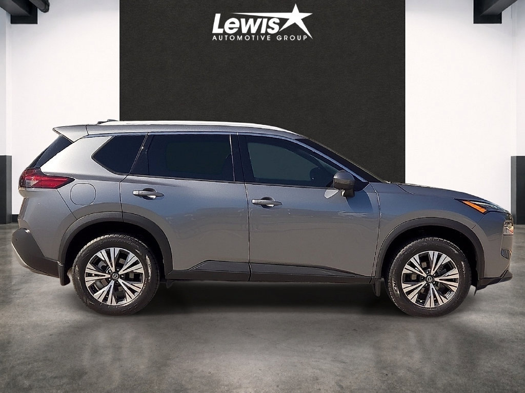 Used 2021 Nissan Rogue SV w/ Premium Package AWD/4WD image 5