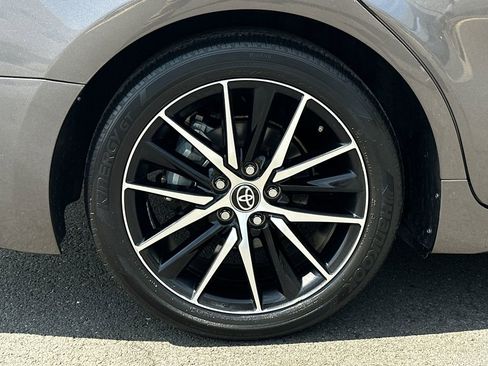 Used 2023 Toyota Camry SE image 7