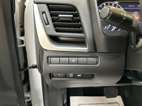 Certified 2024 Nissan Rogue SV image 22