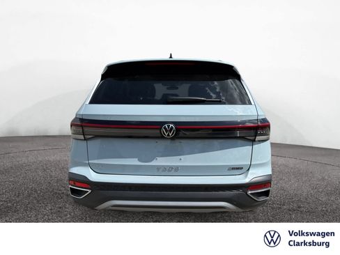New 2026 Volkswagen Taos SE AWD/4WD image 23