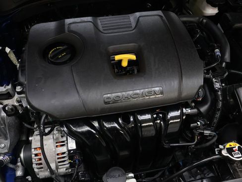 Used 2024 Kia Forte LXS w/ LXS Technology Package image 24