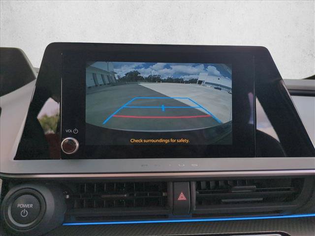 Used 2026 Toyota Prius XLE FWD image 13