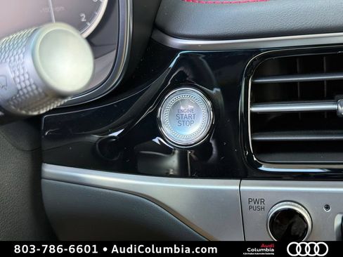 Used 2024 Genesis G70 3.3T Advanced RWD image 29