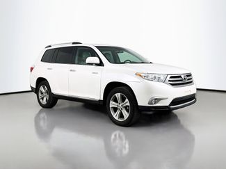 Used 2013 Toyota Highlander Limited AWD/4WD video 1