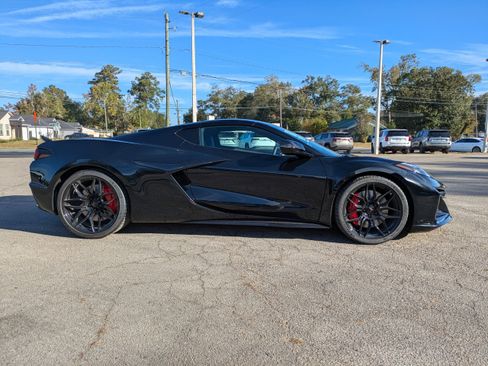New 2026 Chevrolet Corvette Z06 image 3