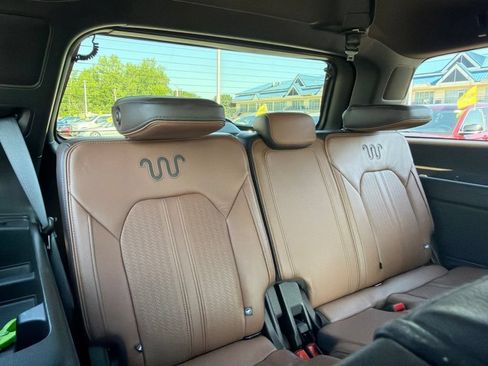 Used 2023 Ford Expedition King Ranch AWD/4WD image 16