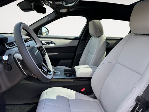 New 2026 Land Rover Range Rover Velar Dynamic SE AWD/4WD image 9