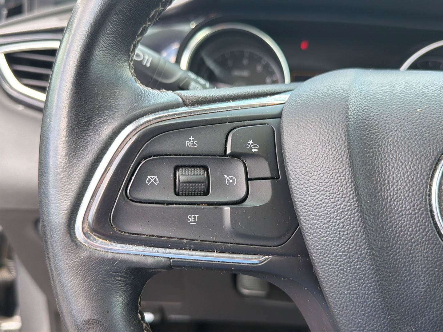 Certified 2023 Buick Encore GX Select FWD image 20