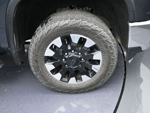 Used 2020 Chevrolet Silverado 3500 LT w/ All Star Edition image 35