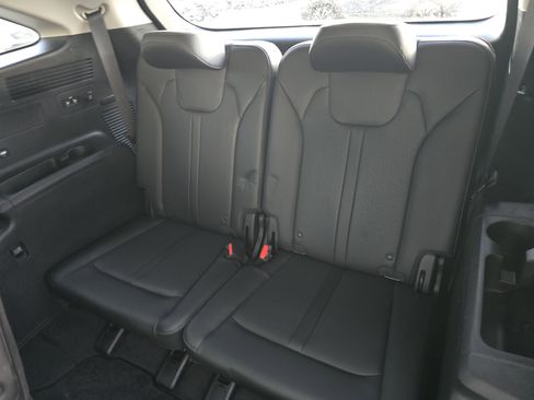 Used 2023 Kia Sorento X-Line EX image 10