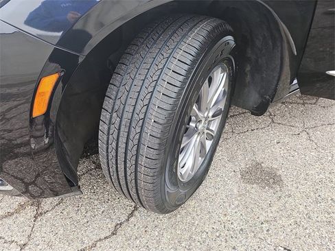 Certified 2024 Buick Enclave Essence w/ LPO, Floor Liner Package image 31