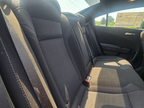 Used 2020 Dodge Charger SXT w/ Blacktop Package RWD image 28