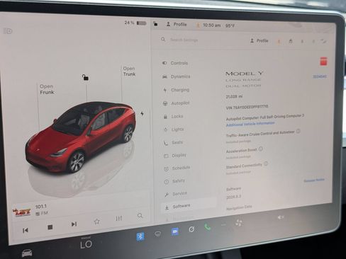 Used 2023 Tesla Model Y Long Range AWD/4WD image 19