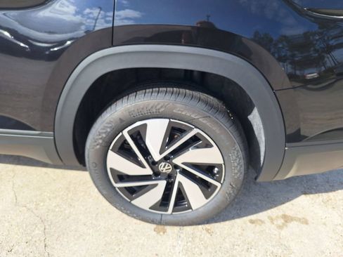 New 2026 Volkswagen Atlas SE image 24