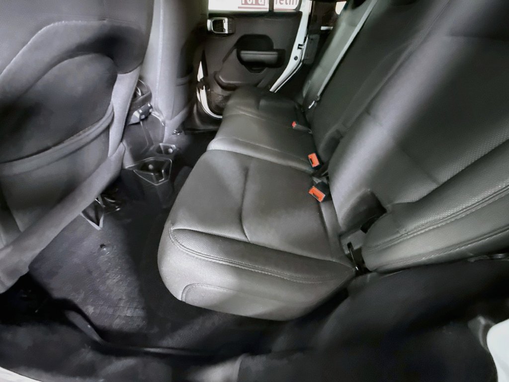 Used 2019 Jeep Wrangler Unlimited Sport S AWD/4WD image 26