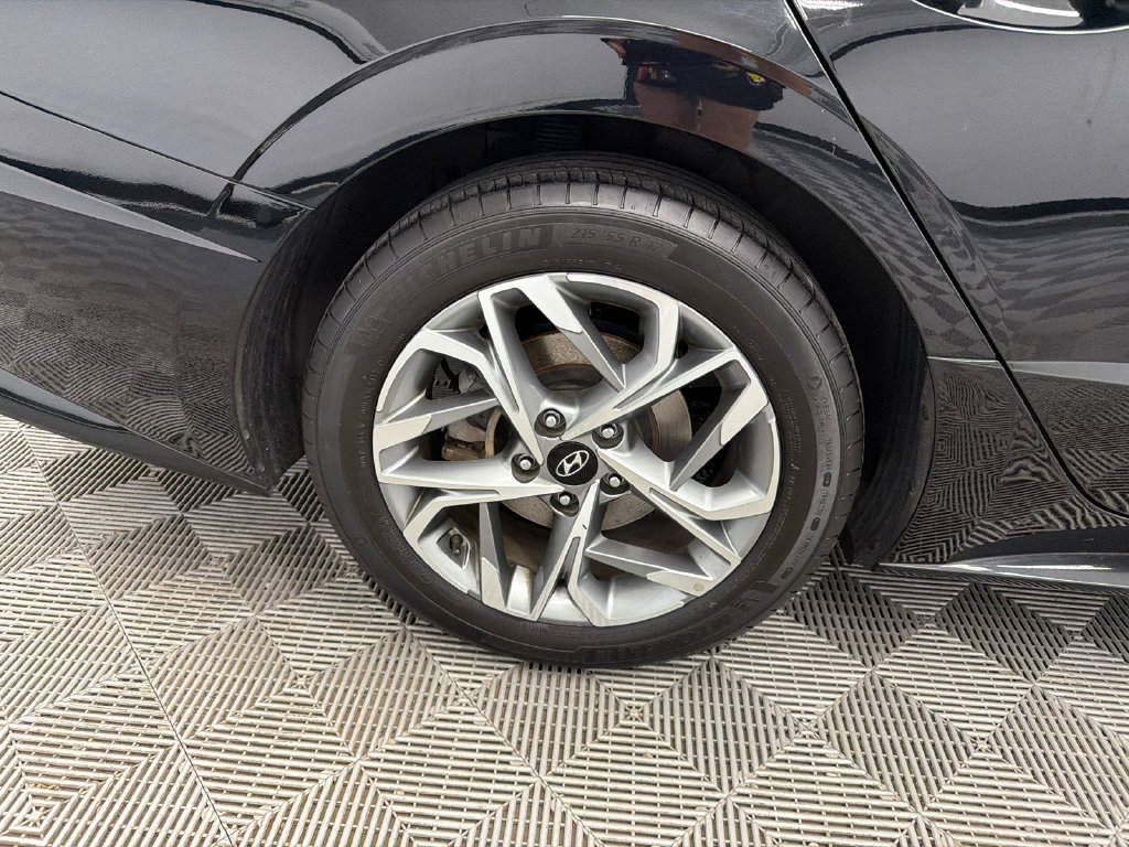 Used 2023 Hyundai Sonata SEL FWD image 17