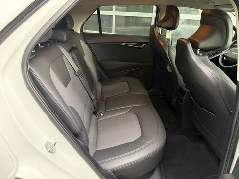 Used 2023 Kia Niro Wind FWD image 32