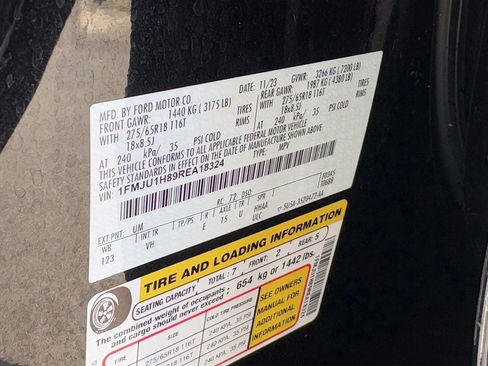 Used 2024 Ford Expedition XLT image 31