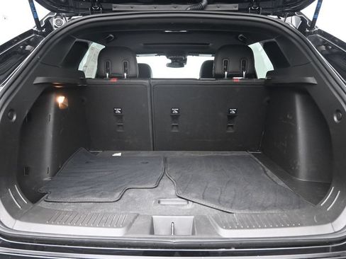 Used 2025 Chevrolet Trax RS w/ Sunroof Package FWD image 27
